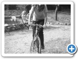Maria in bicicletta